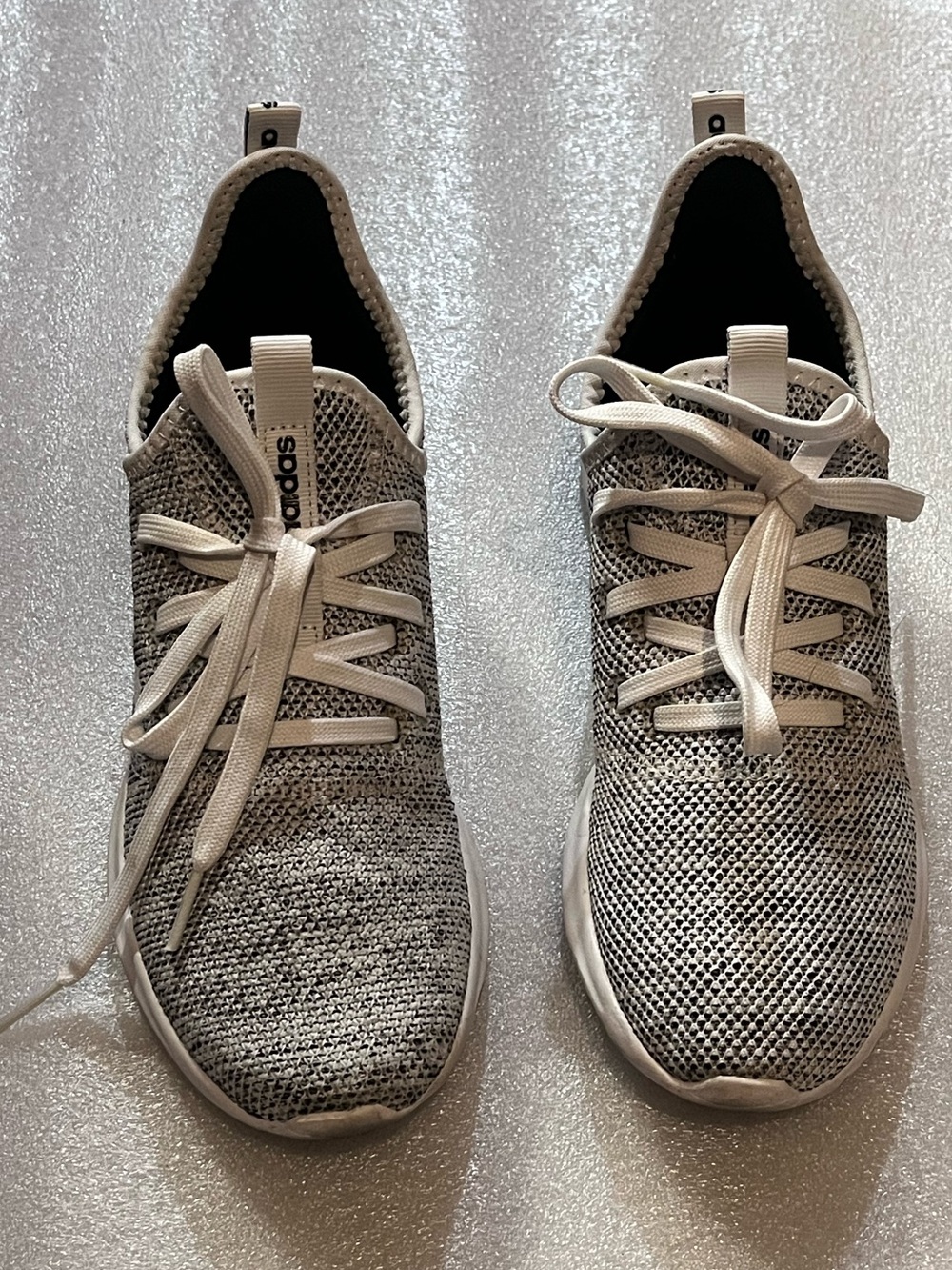 Adidas Women's Cloudfoam White and Gray Athletic Sneakers Size 7